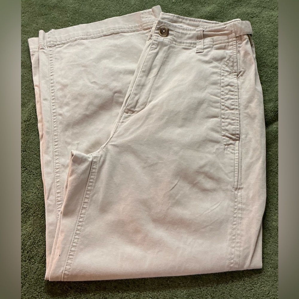 OLD NAVY Tan Pants with wide leg - Picture 3 of 11